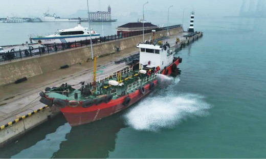 大连海事局开展2020年船舶溢油应急设备实操演练