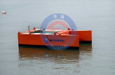 自航收油（化）机